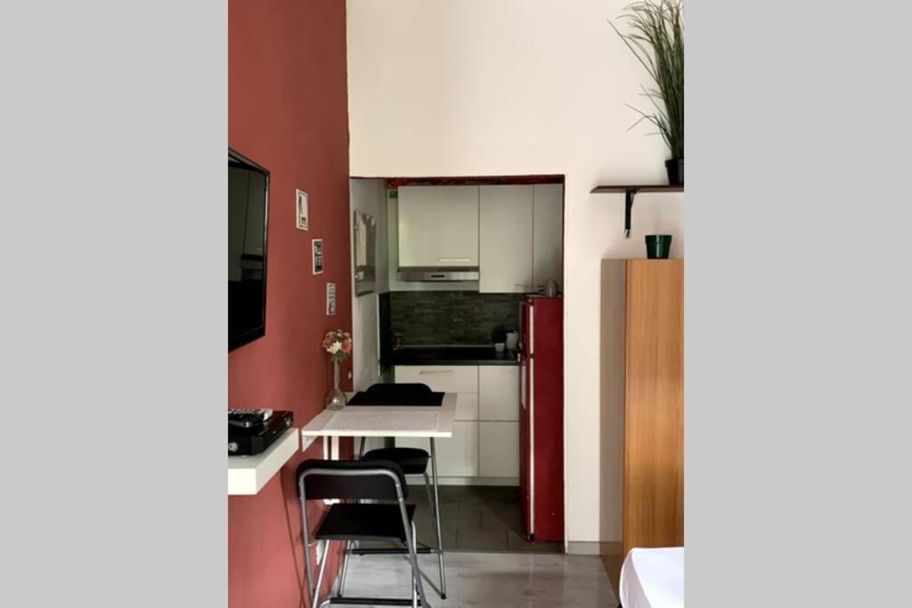 "Little Sicilian Home"-Room With A Private Bathroom & Kitchen -Fridge - And Shared A Beautiful Terrace On Hostel Taormina Center Exterior foto