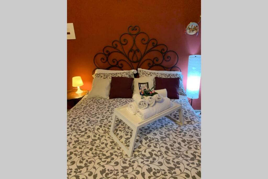 "Little Sicilian Home"-Room With A Private Bathroom & Kitchen -Fridge - And Shared A Beautiful Terrace On Hostel Taormina Center Exterior foto